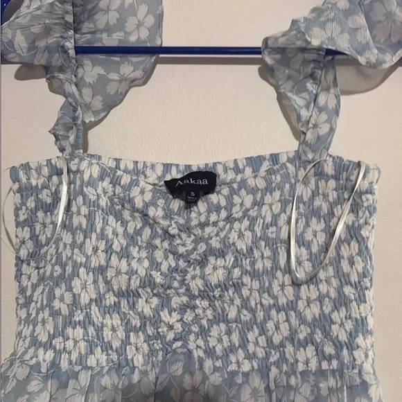 Aakaa Elegant Blue Floral Maxi Dress - Picture 2 of 4